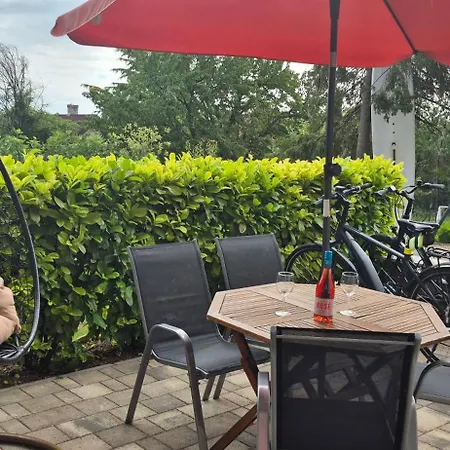 Apartment Bike & Garden Relax Balatonfured